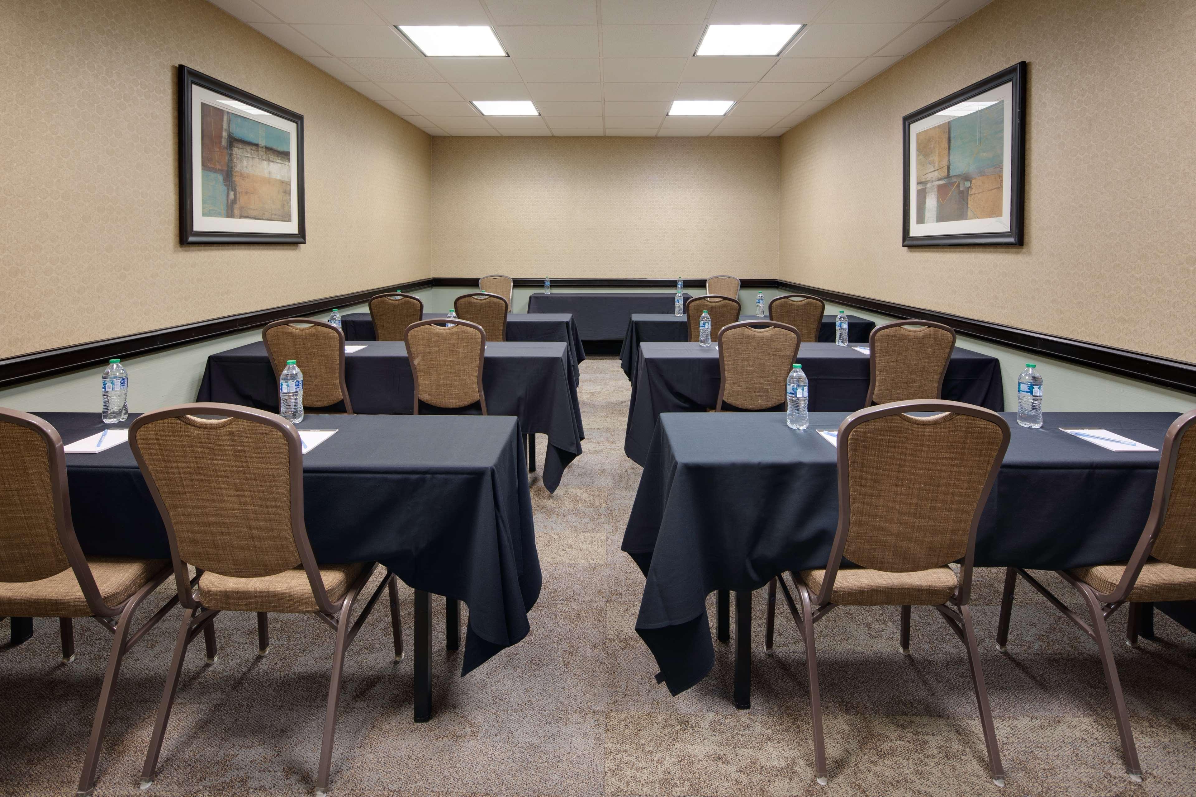 Hilton Garden Inn Тайлер Екстер'єр фото